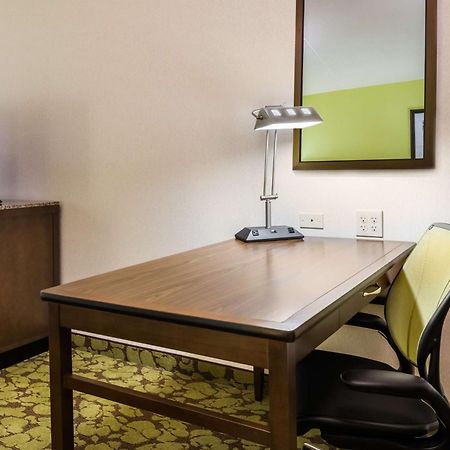 Hilton Garden Inn Wayne Zewnętrze zdjęcie