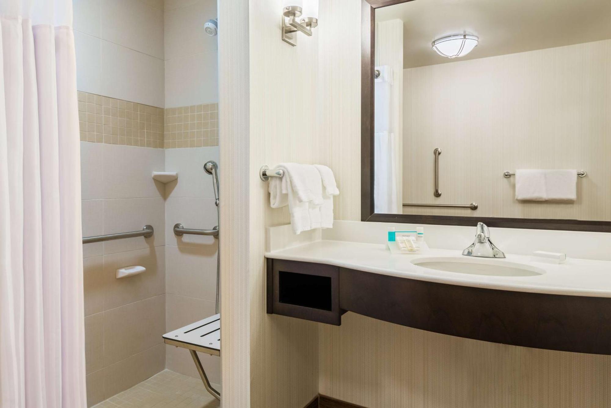 Hilton Garden Inn Wayne Zewnętrze zdjęcie