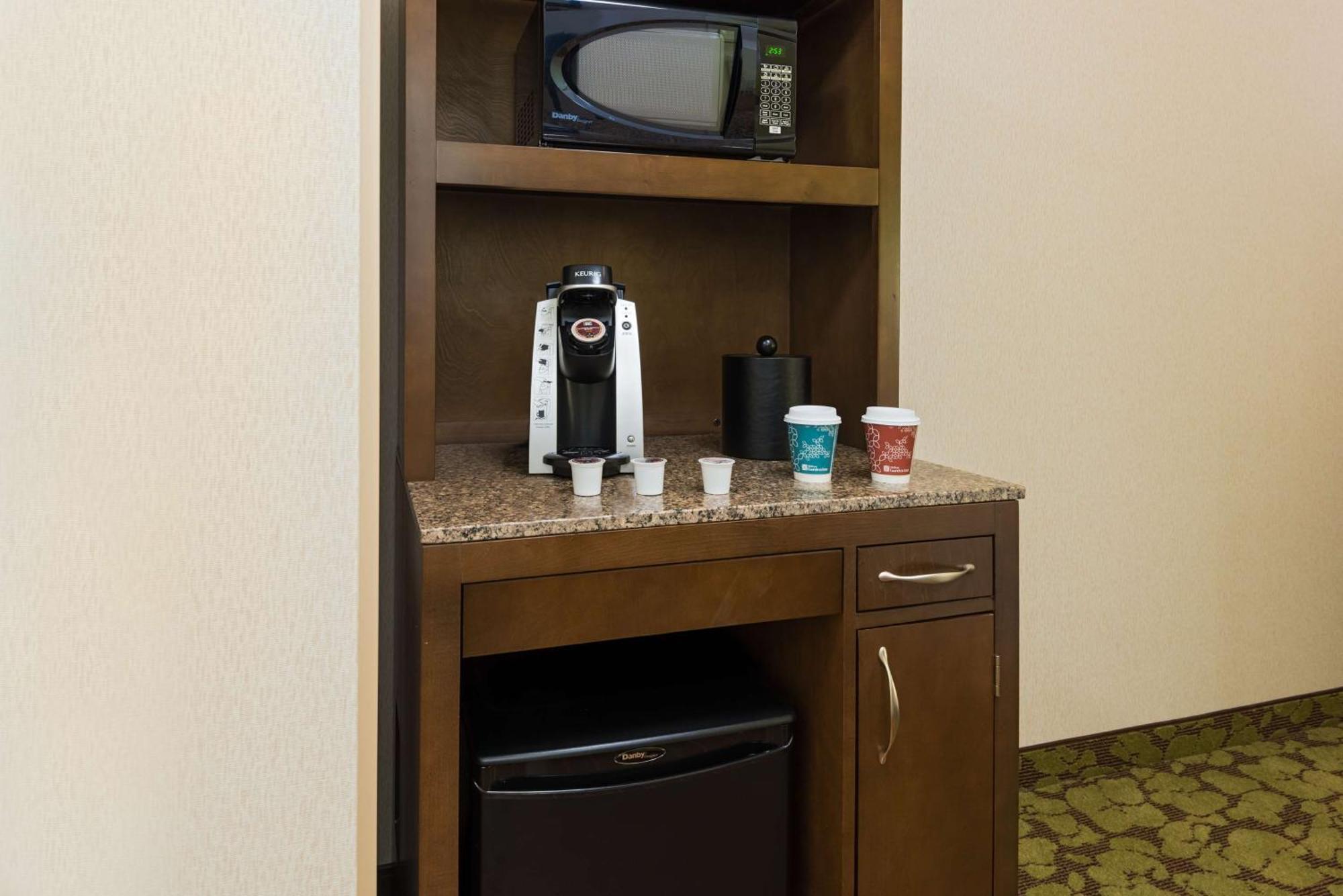 Hilton Garden Inn Wayne Zewnętrze zdjęcie