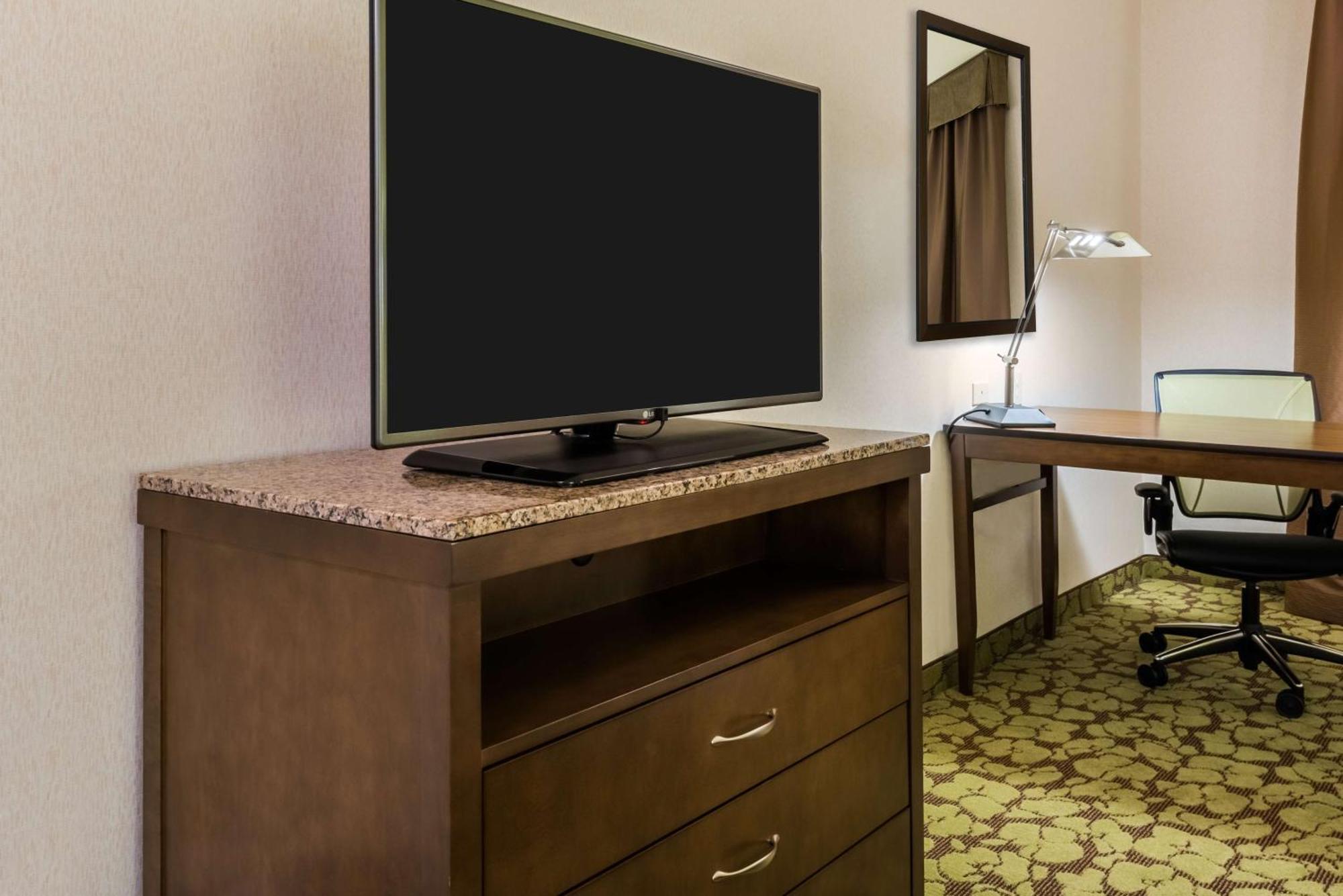 Hilton Garden Inn Wayne Zewnętrze zdjęcie